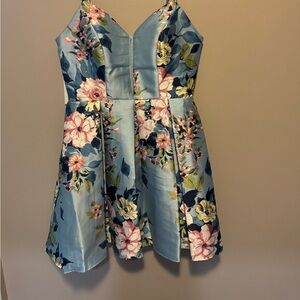 Blue floral dress size small